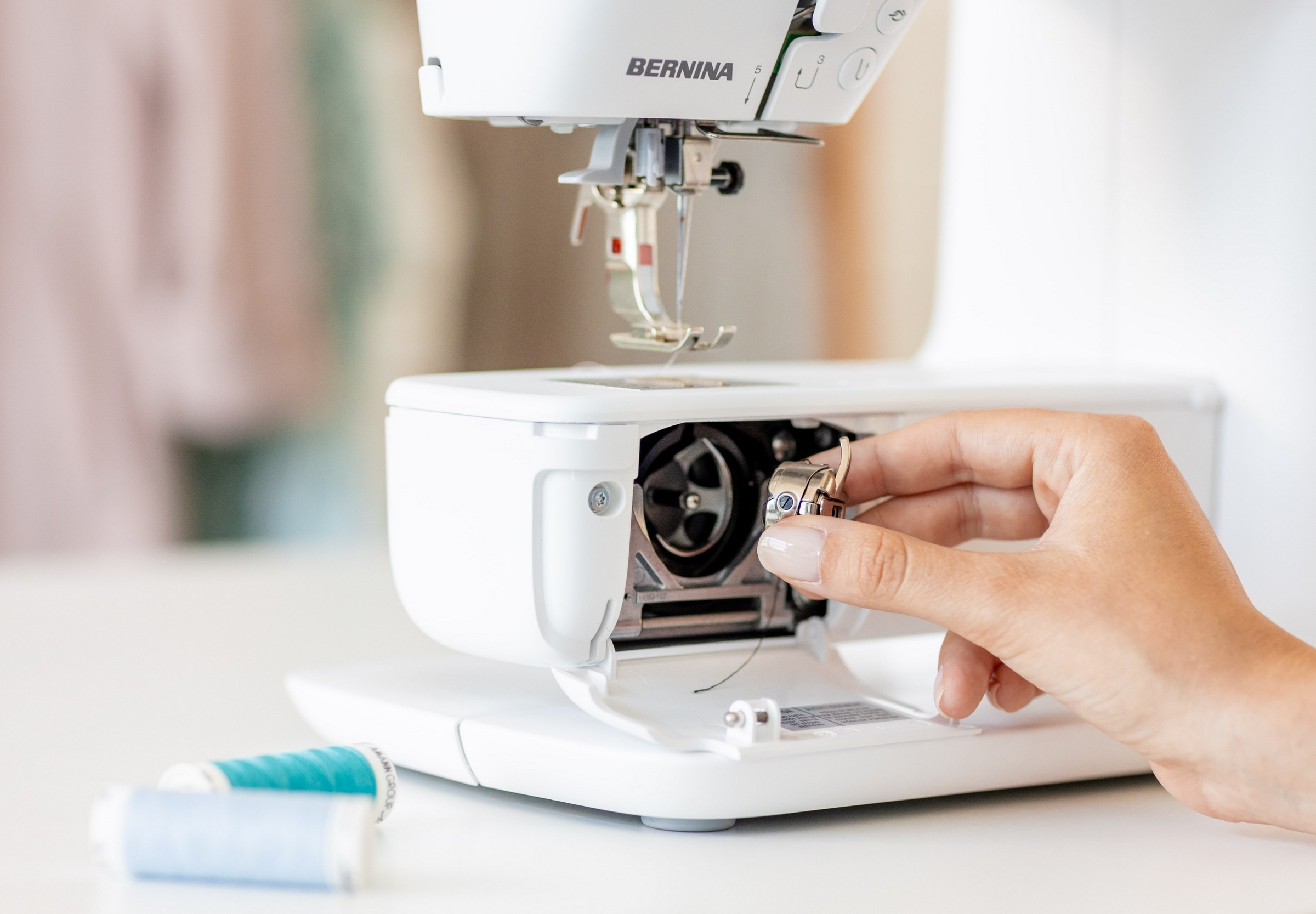 Bernina 325N (15)