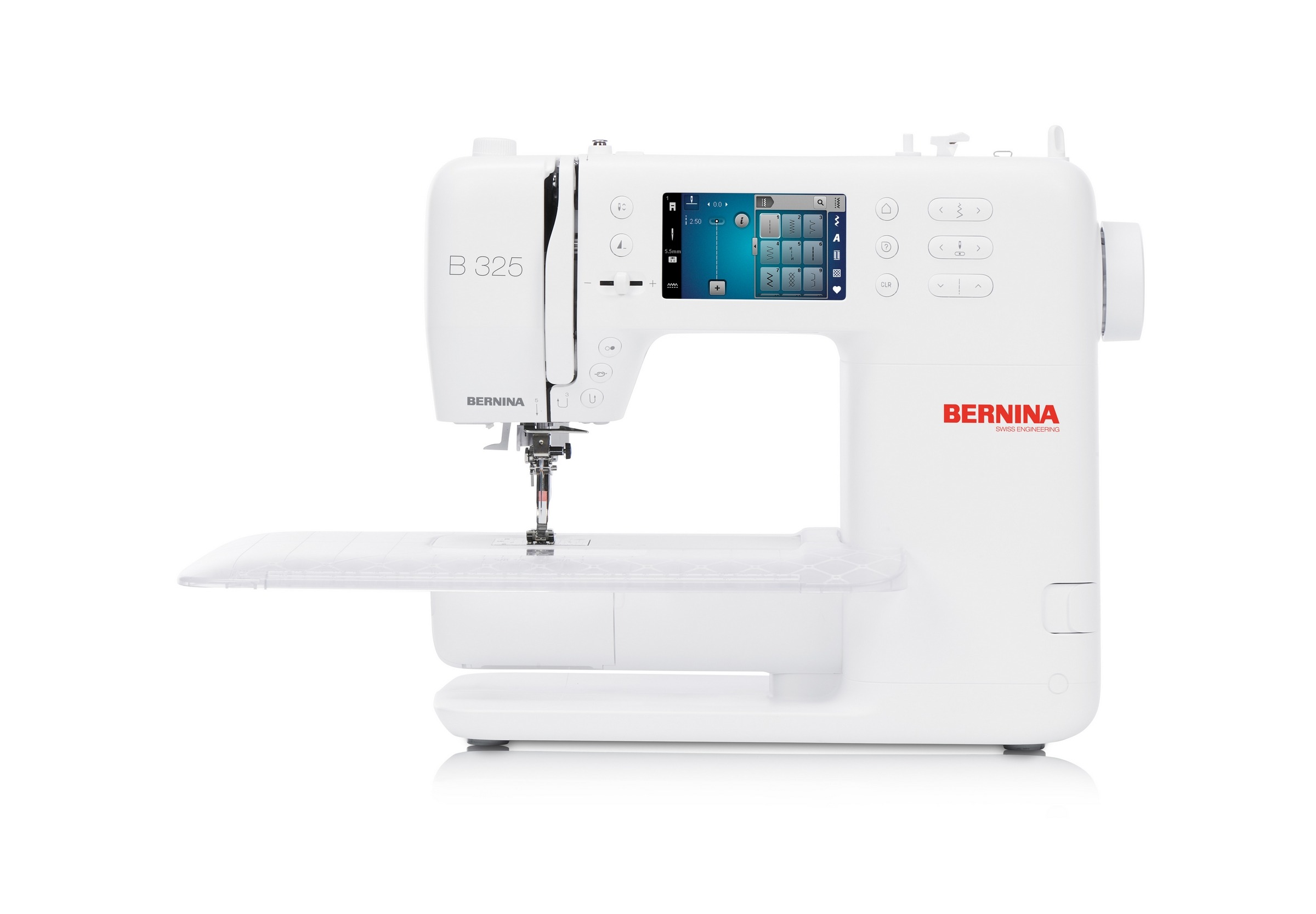 Machine-a-coudre-BERNINA-325N Machine à coudre BERNINA 325N blanche sur table en bois clair