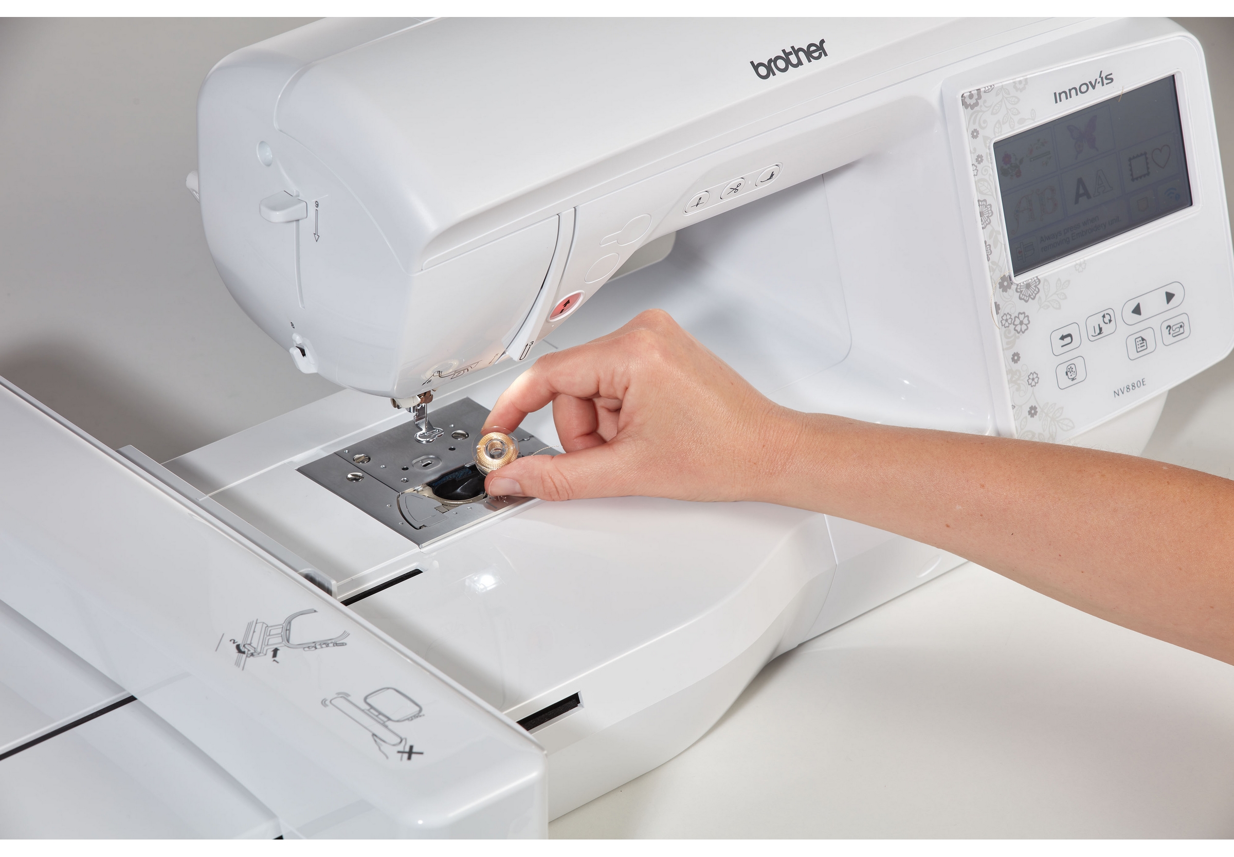 Brother Innov-Is 880E (4)