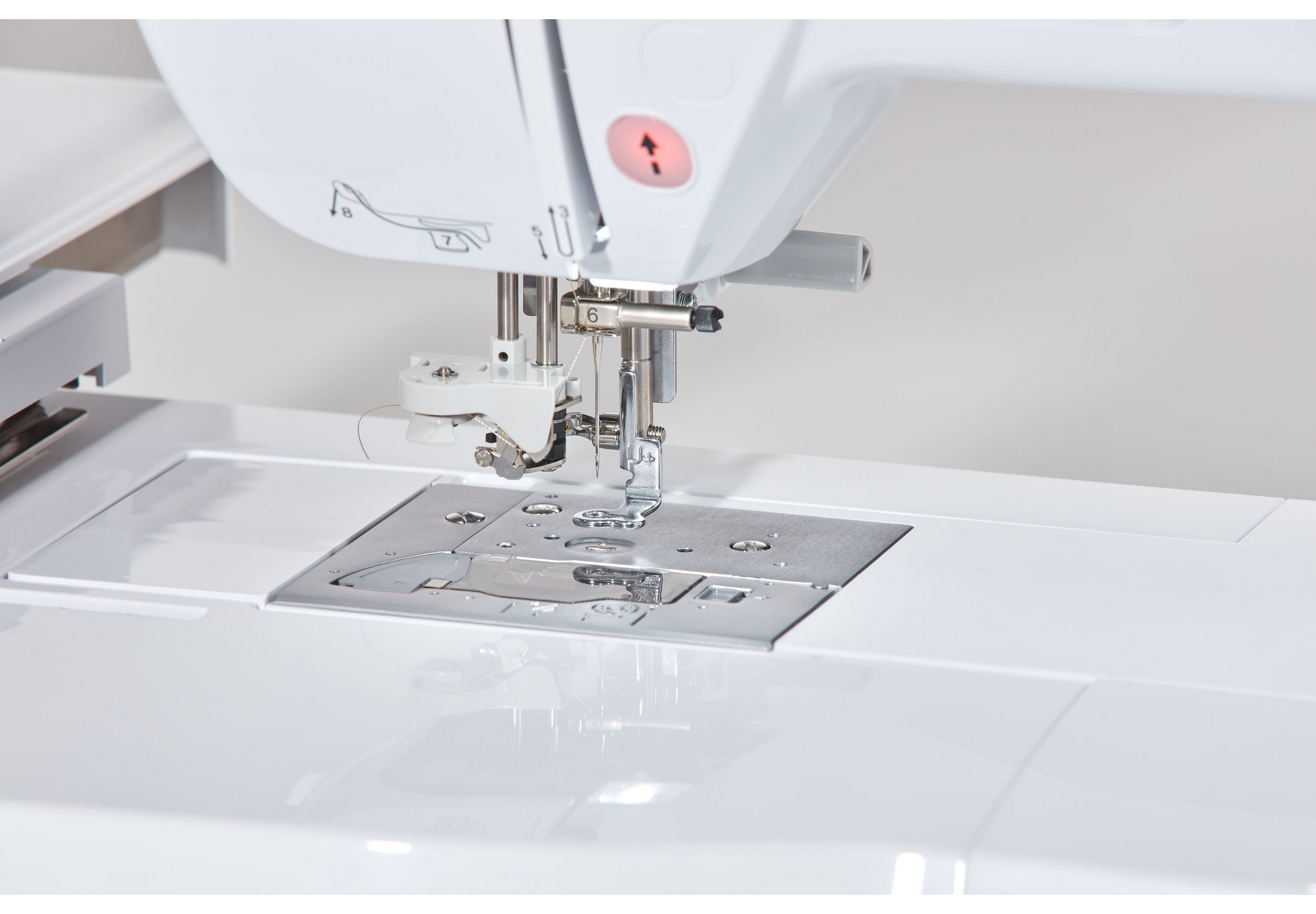 Brother Innov-Is 880E (9)