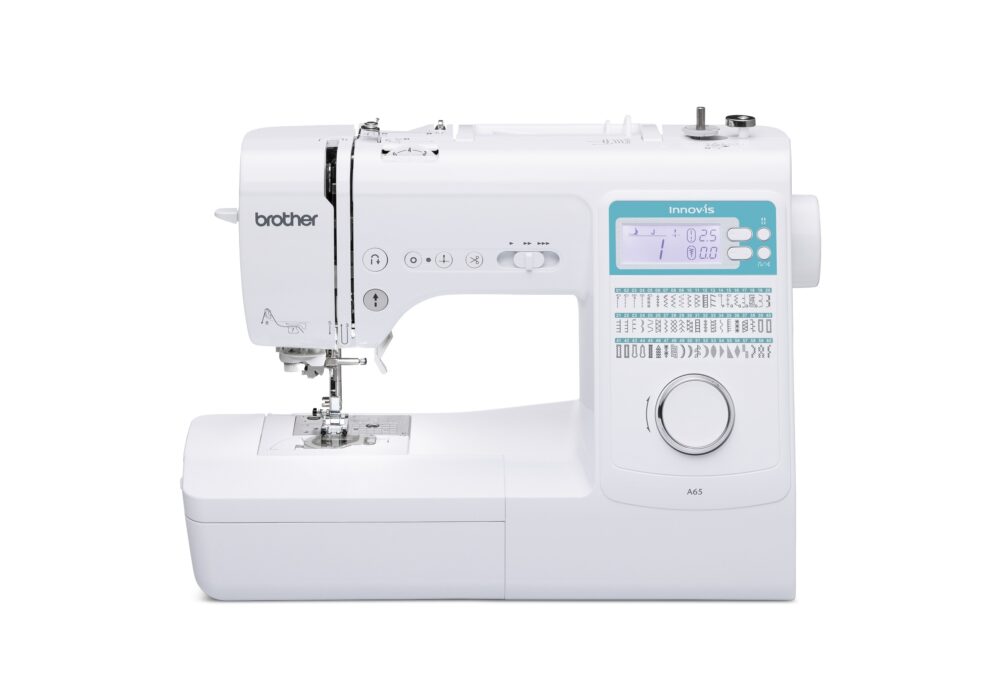 Machine à coudre électronique Brother Innov-Is A65 de couleur blanche avec accessoires