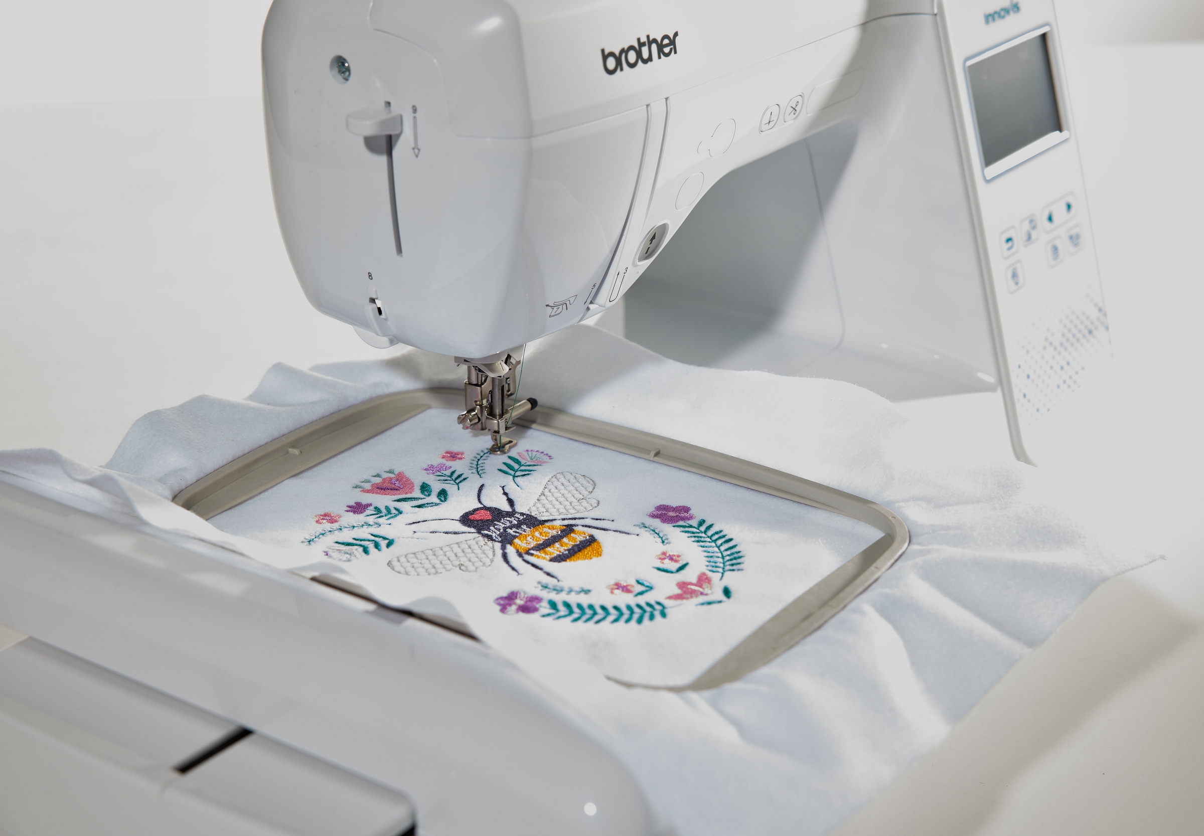 Brother Innov-Is F540E (3)