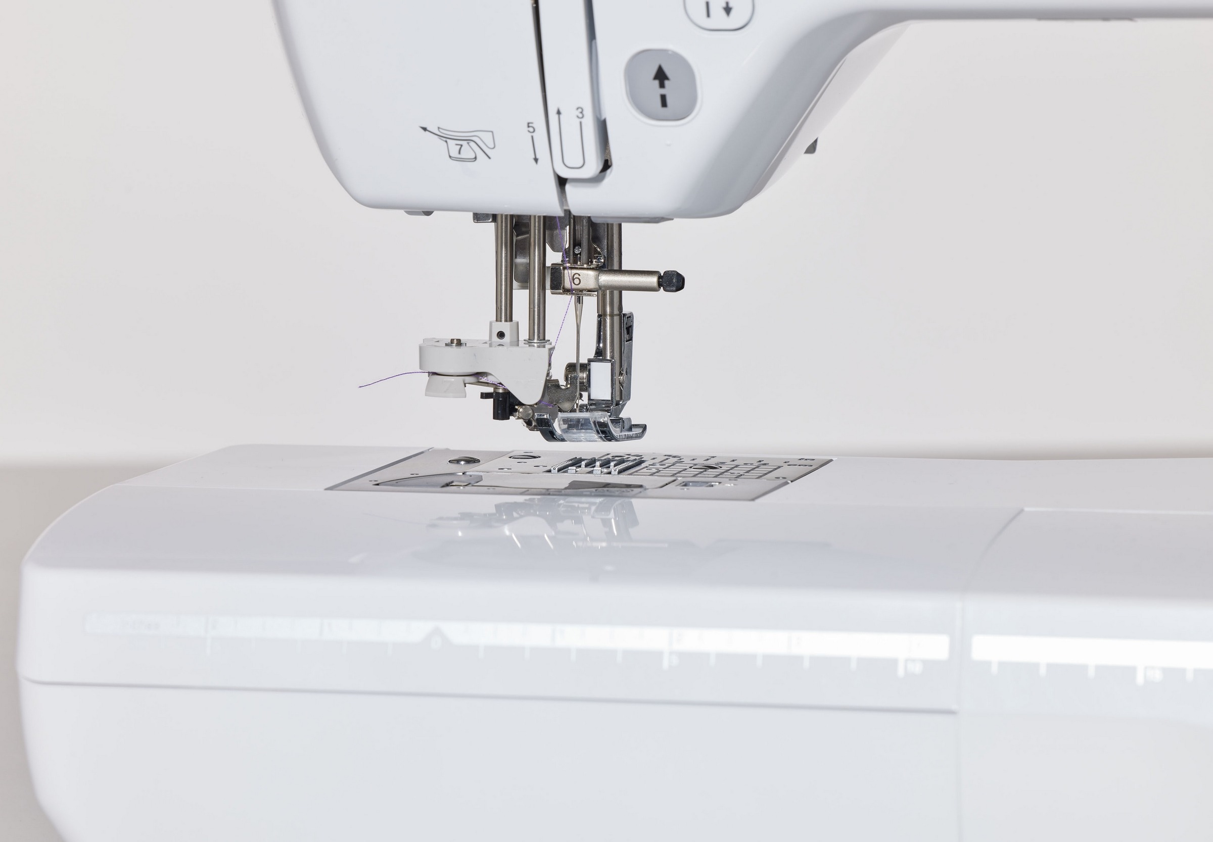 Brother Innov-Is F560 (2)