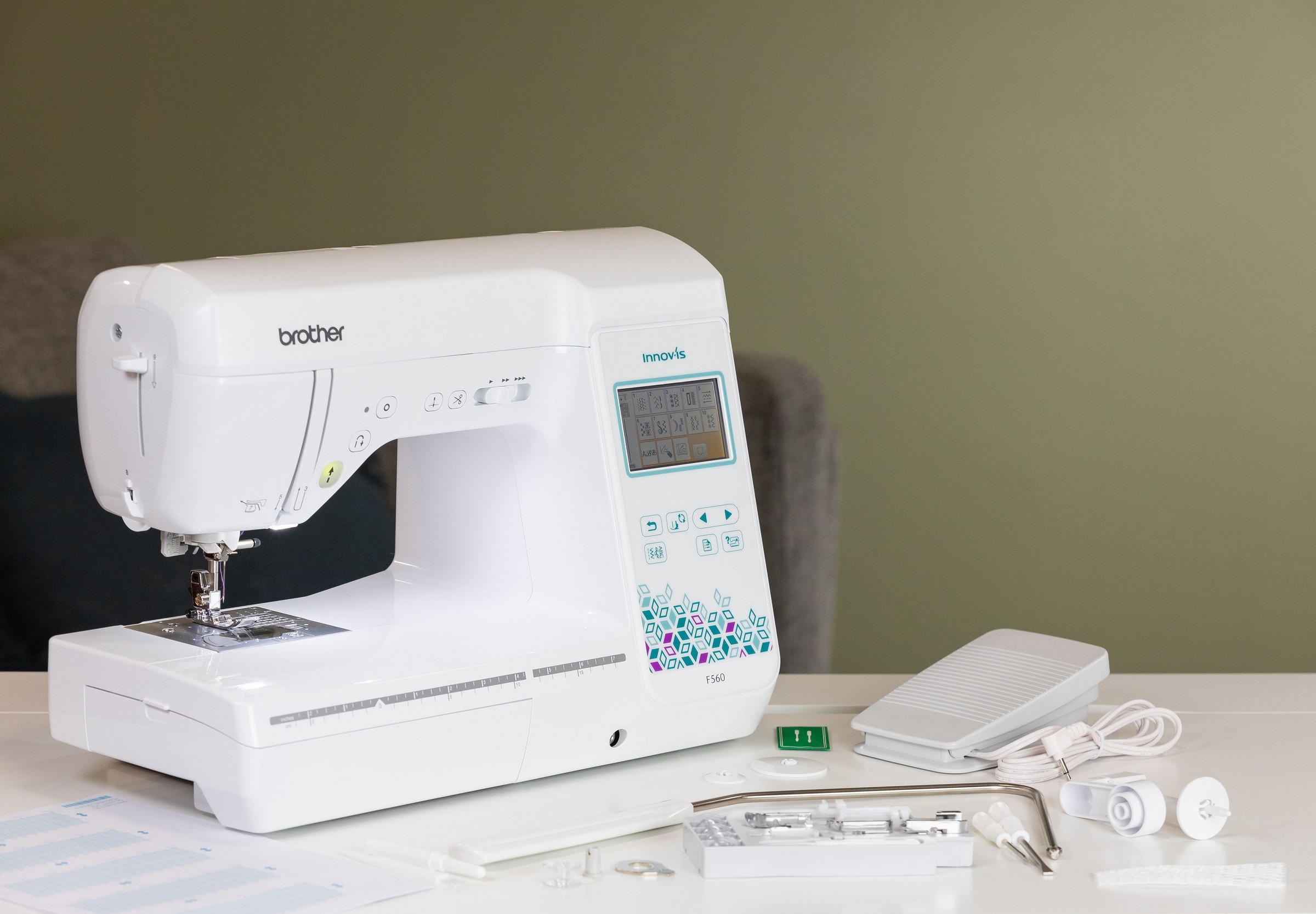 Brother Innov-Is F560 (5)