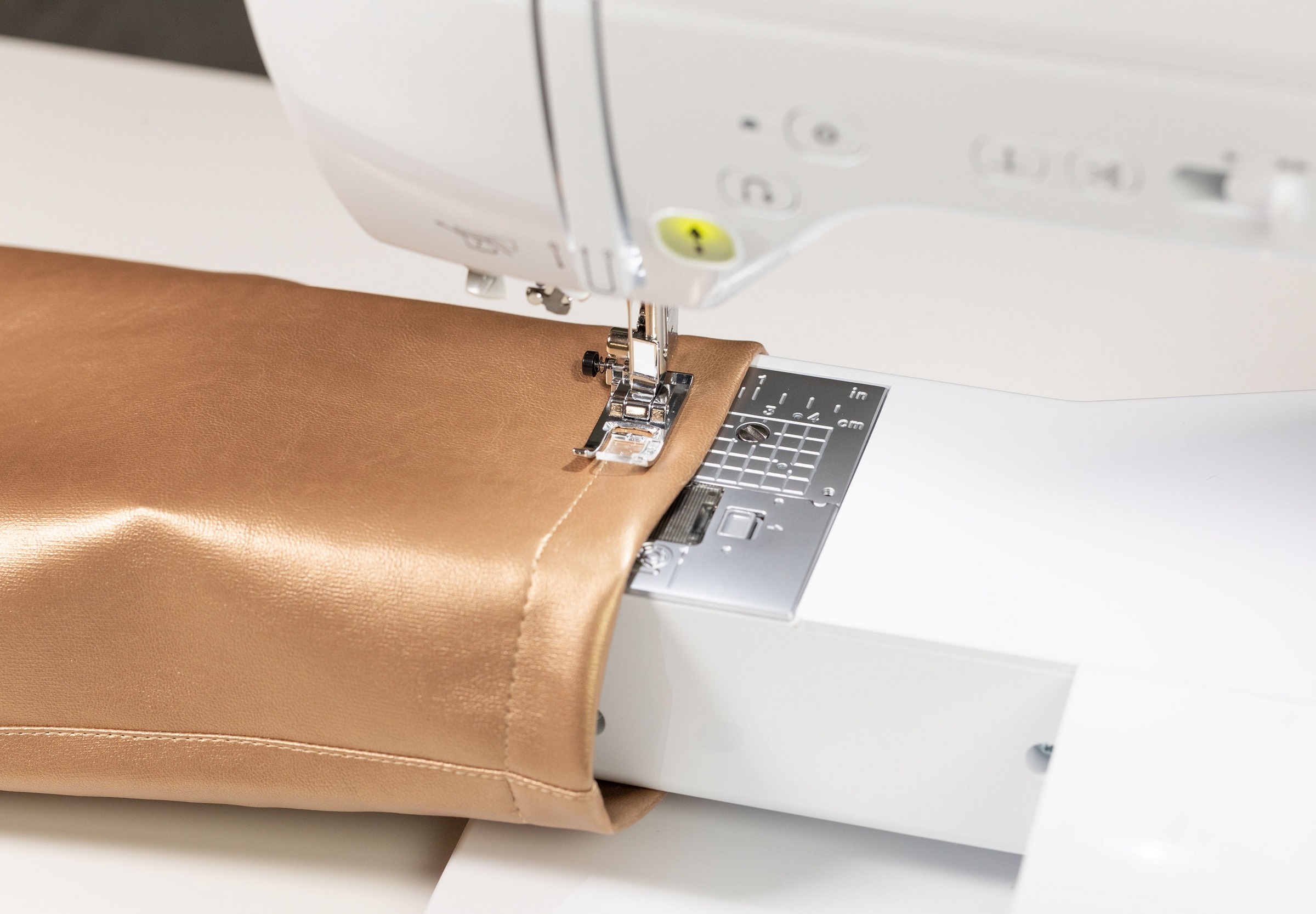 Brother Innov-Is F560 (7)