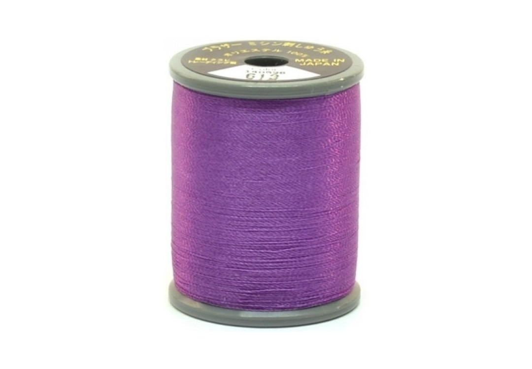 Bobine de fil Brother Embroidery brillant, couleur 613, 100% Polyester, taille #50, 300m.