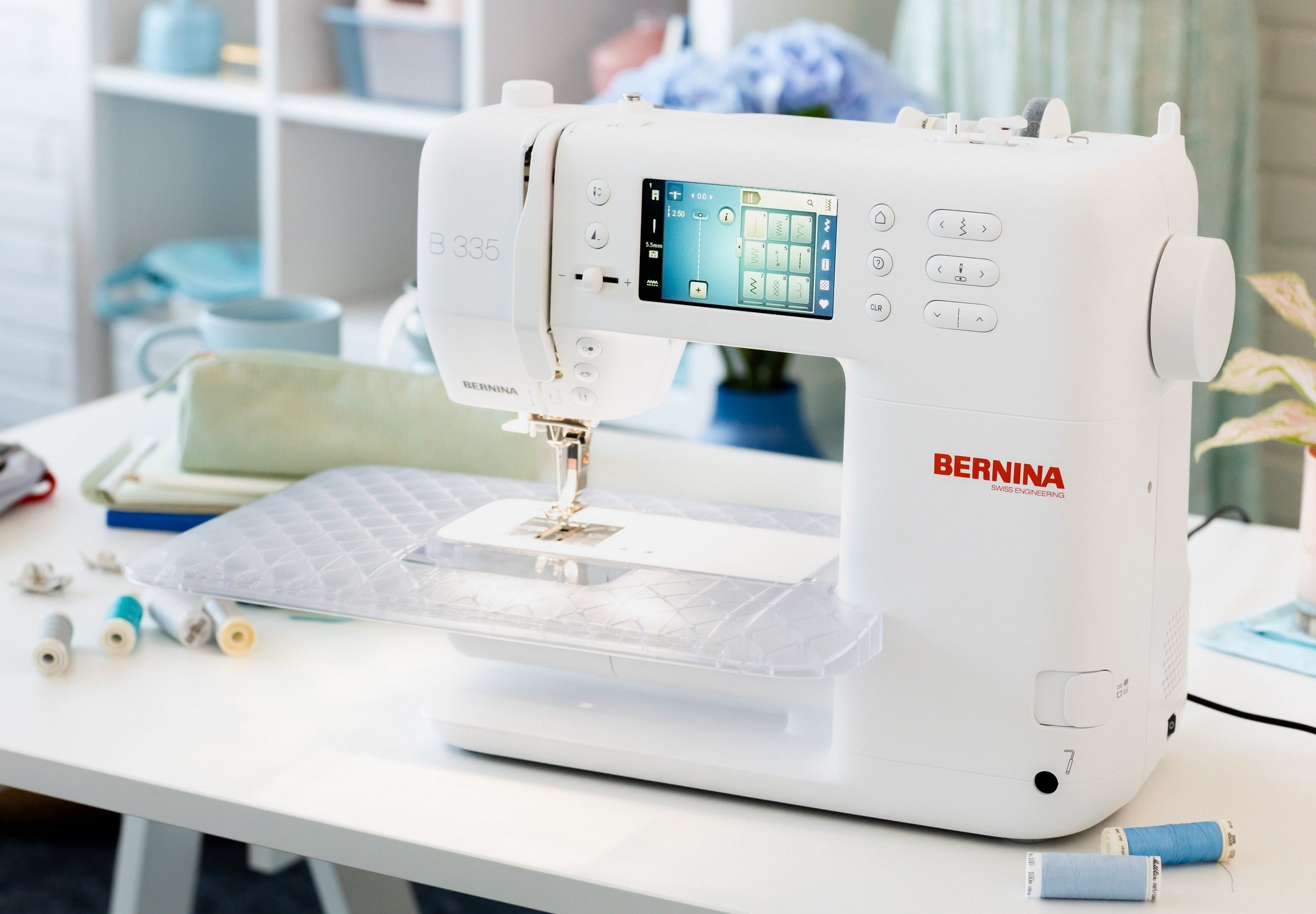 Bernina 335N (11)