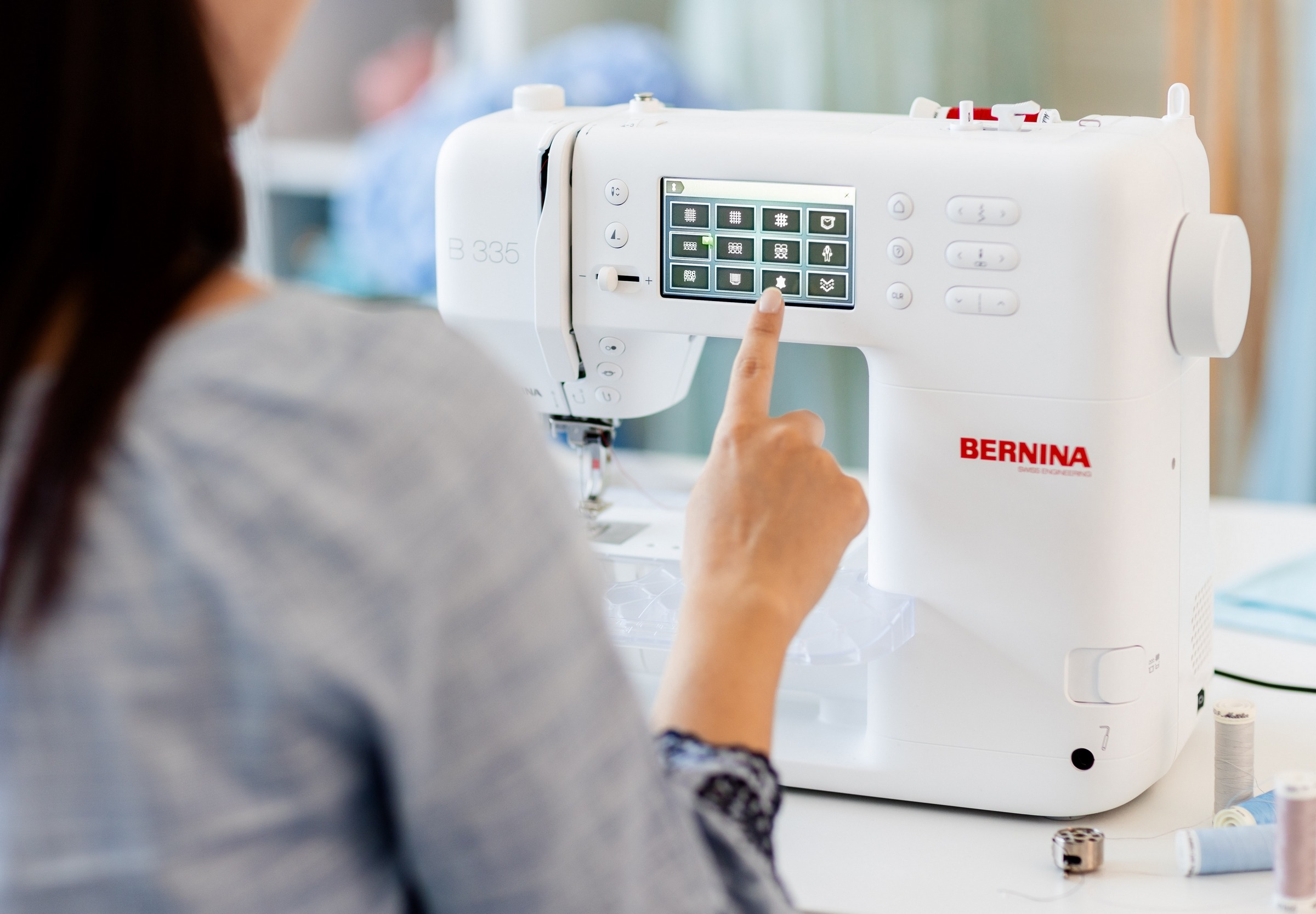 Bernina 335N (15)