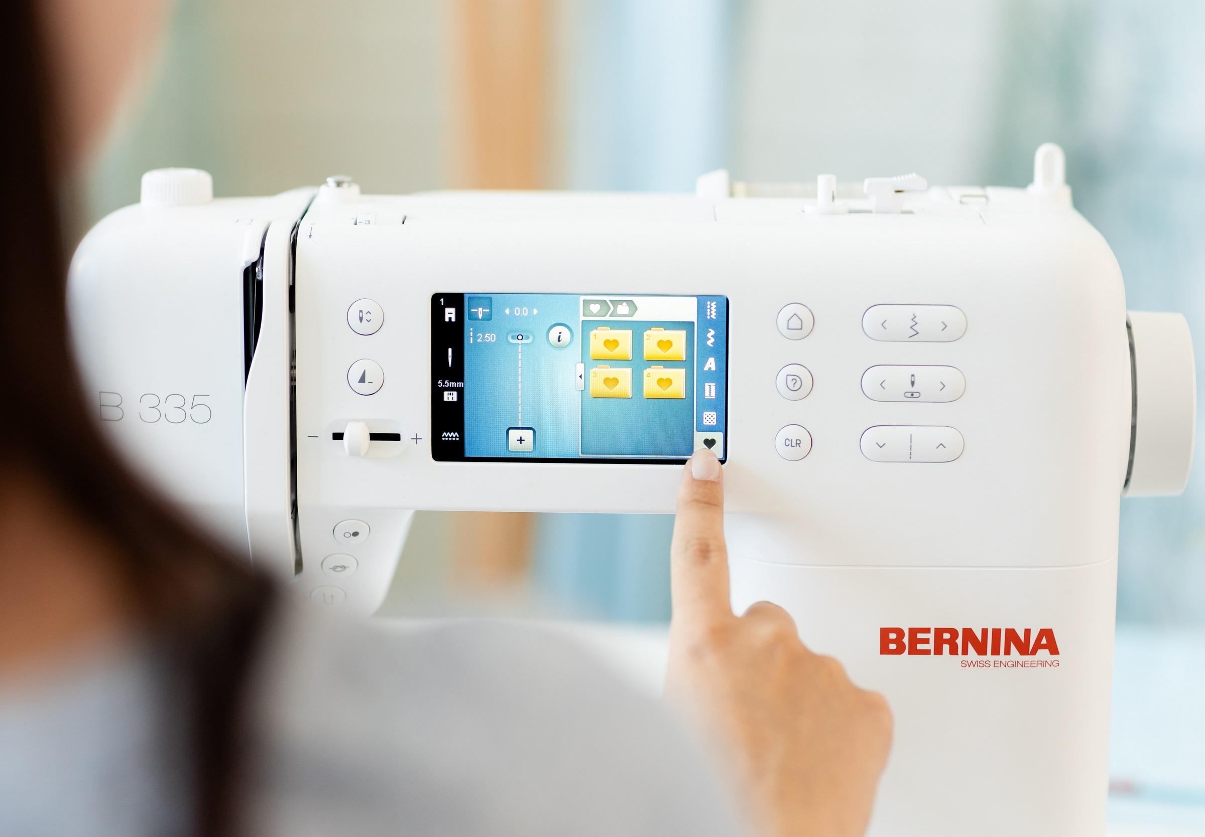 Bernina 335N (16)