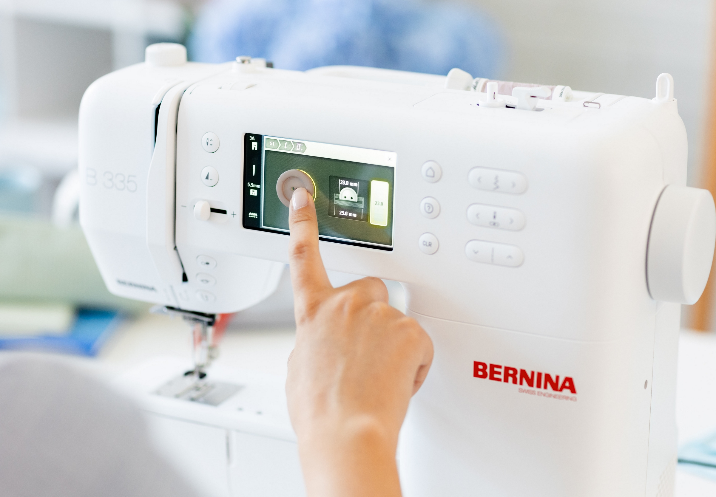 Bernina 335N (3)