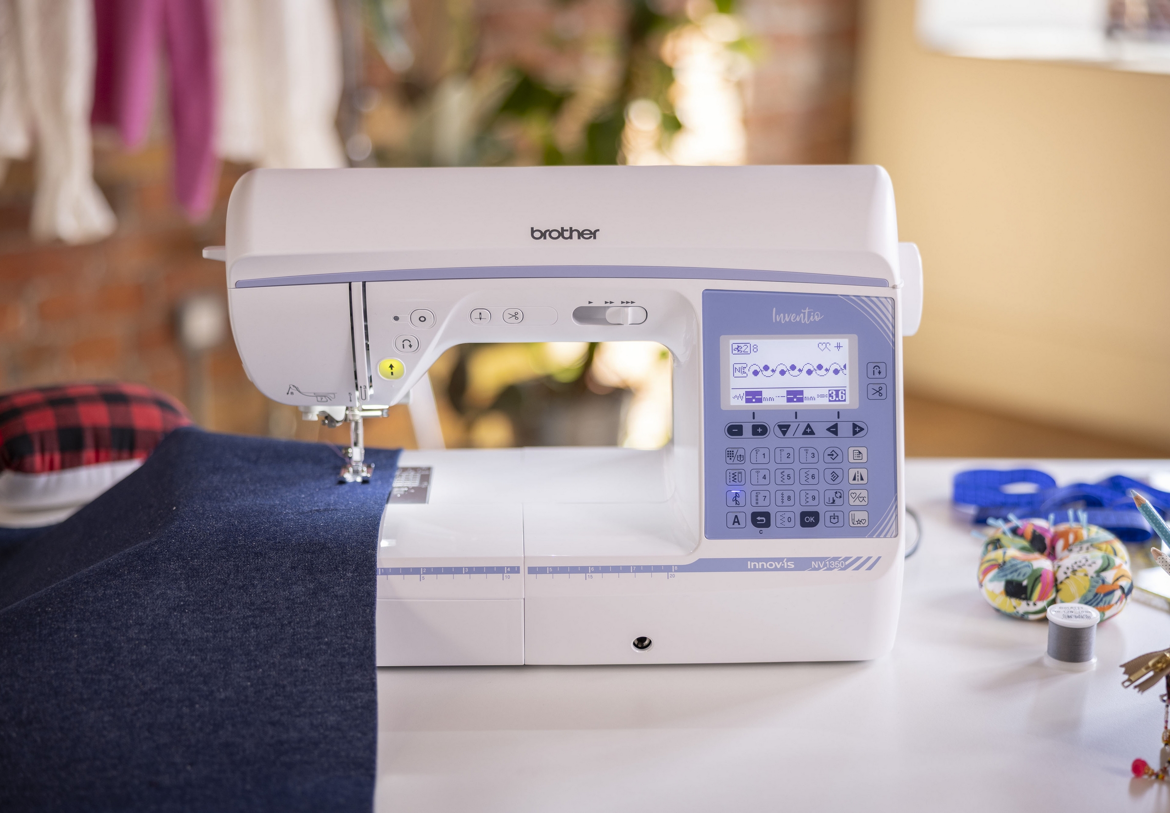 Brother Innov-Is 1350 (14)