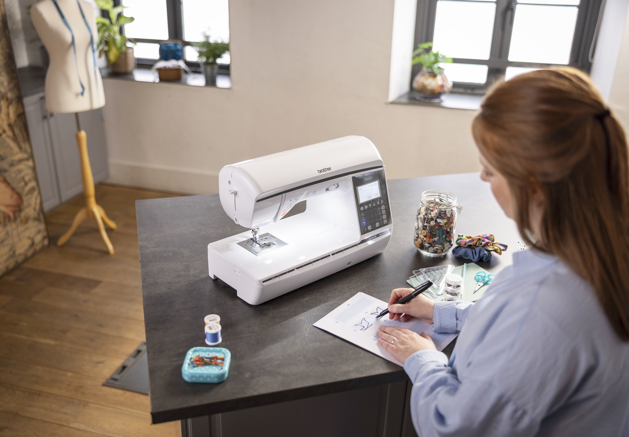 Brother Innov-Is 1350 (5)