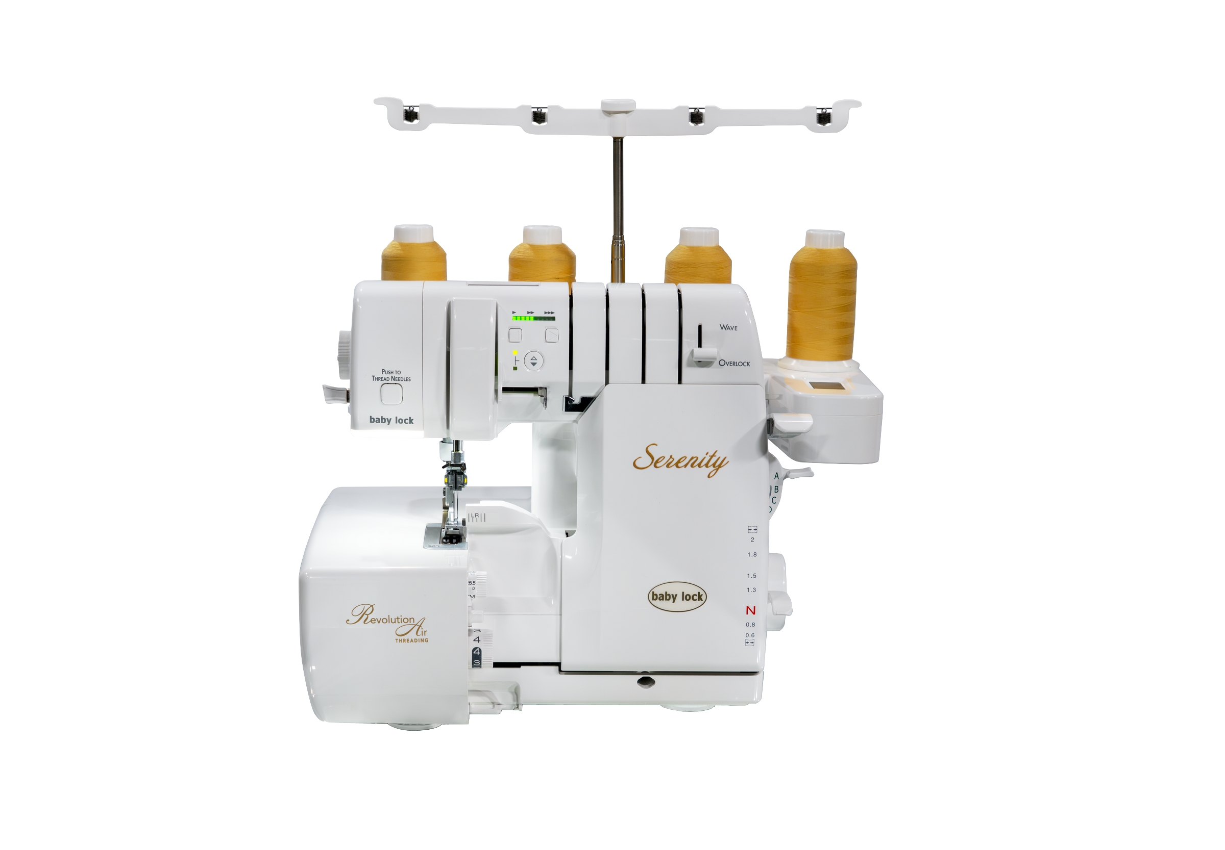 Surjeteuse BABY LOCK Serenity blanche avec ses bobines de fil, prête à l'emploi avec son système d'enfilage à air.